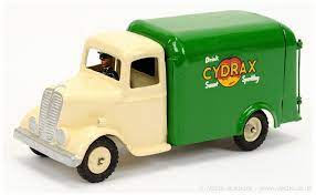 BRITAINS 2024 Box van rear doors RH - Each - (21066)
