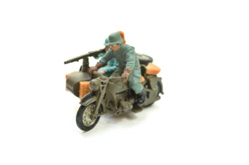 BRITAINS 9681 German m/c combination gunner blue plastic - Each - (21178)