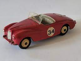 DINKY DECALS 107 Sunbeam Alpine nos. 34 (red car) (waterslide transfer) - Set - (16852)