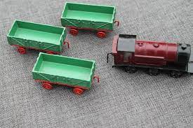 DINKY 18 Pre war wagon or coach wheels - Each - (17132)