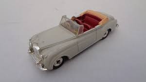 DINKY 194 Bentley S2 touring driver unpainted - Each - (21553)