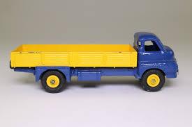 DINKY BOXES 517 Coles crane repro 'age-related' box - Each - (16637)