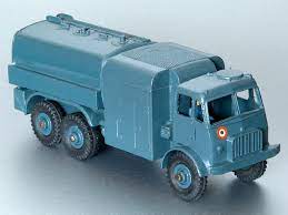 DINKY DECALS 642 RAF Refueller (waterslide transfer) - Set - (16991)