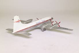 DINKY DECALS 998 Britannia Aero 'Canadian Pacific' red words with red stripe and wing letters second issue (waterslide transfer) - Set - (17067)