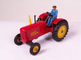 DINKY DECALS 300 'Massey Fergusson' tractor (waterslide transfer) - Set - (16931)