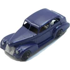 DINKY 39B Oldsmobile tin base plate (no lettering) - Each - (17247)