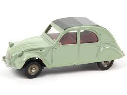 F/DINKY 558 Citroen 2CV clear plastic window unit - Each - (22375)