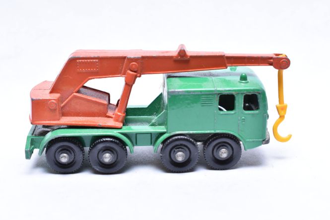 MATCHBOX 30C 8 wheel Crane truck yellow plastic hook - Each - (19164)