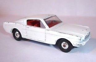 MATCHBOX 8E Ford Mustang clear plastic window unit - Each - (19123)