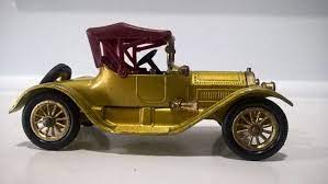 YESTERYEAR Y6 Cadillac maroon plastic roof canopy - Each - (22476)