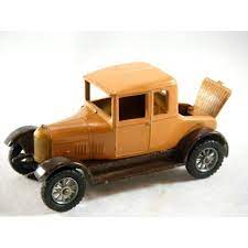 YesterYear Boxes Y8 Stutz (pink/yellow) repro 'age-related' box - Each - (21469)