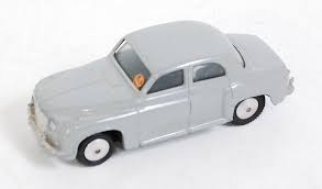 CORGI 204 Rover 90 clear plastic window unit - Each - (15350)
