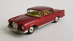 CORGI 253 Mercedes Benz 220SE clear plastic window unit - Each - (15430)