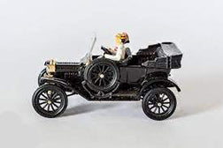 CORGI 9011 Ford T plastic driver painted - Each - (16236)