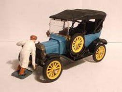 CORGI 9013 Ford T plastic man starting car painted - Each - (16240)