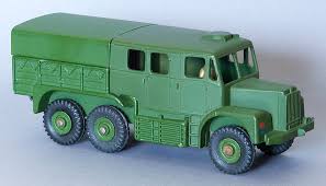 DINKY BOXES 689 Medium artillery tractor repro 'age-related' box - Each - (16675)