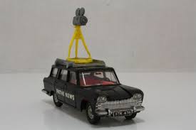 DINKY 281 Fiat Pathe news road hub and tyre - Each - (17983)