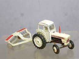 DINKY BOXES 325 David Brown & Disc Harrow gift set repro 'age-related' box - Each - (21762)