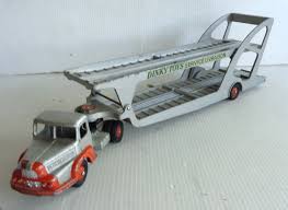 F/DINKY 39A Unic Artic metal clip for rear of cab holds trailer  - Each - (22332)