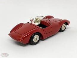 F/DINKY 505 Maserati white painted driver - Each - (22352)