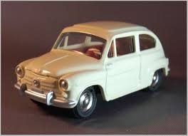 F/DINKY BOXES 520 Fiat 600D repro 'age-related' box - Each - (20486)