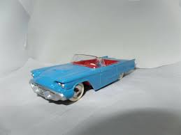 F/DINKY 555 Ford Thunderbird grey plastic driver     - Each - (19875)