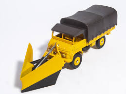 F/DINKY 567 Unimog tin screen - Each - (19895)