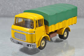 F/DINKY 584 Berliet GAK covered wagon  clear plastic window unit - Each - (19886)