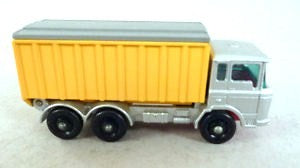 MATCHBOX 47C DAF tipper silver plastic roof - Each - (22225)