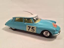 CORGI DECALS 323 Citroen Monte Carlo no. '75' (waterslide transfer) - Set - (15076)