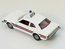 CORGI 402 Ford Cortina clear plastic window unit - Each - (21999)