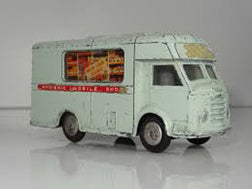 CORGI 407 Mobile shop clear plastic window unit - Each - (15747)